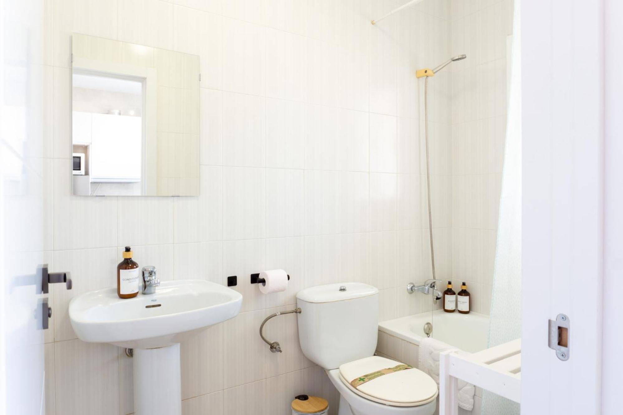 Apartamento Con Terraza En La Playa La Cala Del Moral エクステリア 写真